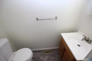 79 Webster Ct, Newington, CT 06111 - Photo 11