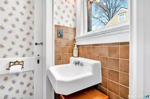 83 Hoyt St, Darien, CT 06820 - Photo 15