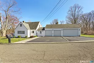 7 Cedar Crst Rd, Trumbull, CT 06611 - Photo 1