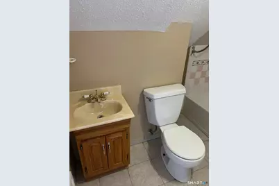 82-84 Glendale Avenue, Hartford, CT 06106 - Photo 9