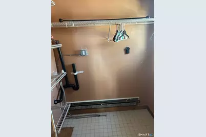 82-84 Glendale Avenue, Hartford, CT 06106 - Photo 13