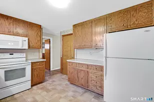 97 Louisiana Ave, Bristol, CT 06010 - Photo 15