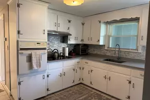 228 John St, Newington, CT 06111 - Photo 15