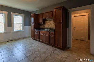 11 Columbia St, Ansonia, CT 06401 - Photo 5