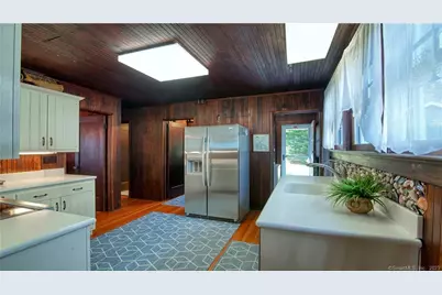 106 East Shore Avenue, Groton, CT 06340 - Photo 17