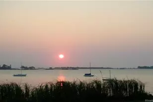 106 E Shore Ave, Groton, CT 06340 - Photo 35