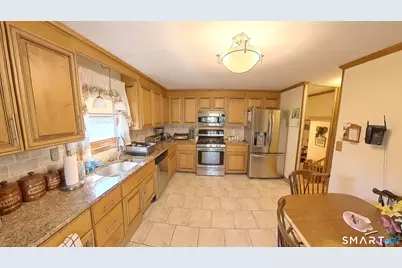 14 Shepard Road, West Hartford, CT 06110 - Photo 3