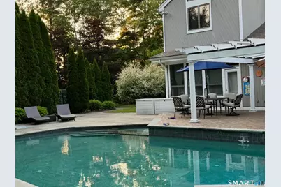 28 Strawberry Lane, Shelton, CT 06484 - Photo 5