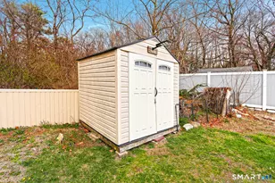 9 Forest St, East Haven, CT 06512 - Photo 17