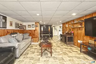 9 Forest St, East Haven, CT 06512 - Photo 15