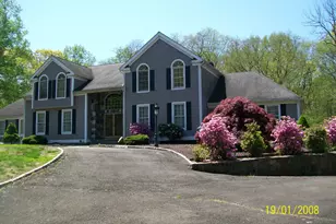 5 Cranberry Ln, Shelton, CT 06484 - Photo 1