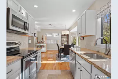 171 Sunwood Drive #171, Shelton, CT 06484 - Photo 11