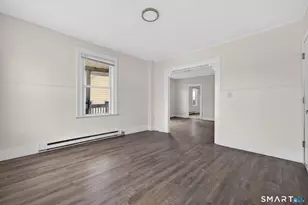 27 Beacon St, Waterbury, CT 06704 - Photo 3