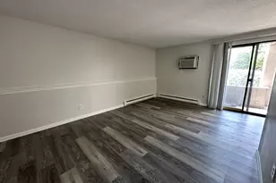 13 Burgundy Hill Ln, Middletown, CT 06457 - Photo 3