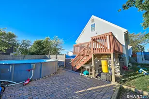 31 Elm Ct, Bridgeport, CT 06606 - Photo 37