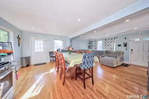 31 Elm Ct, Bridgeport, CT 06606 - Photo 5
