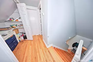 31 Elm Ct, Bridgeport, CT 06606 - Photo 25