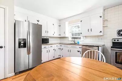 130 Bates Drive, Cheshire, CT 06410 - Photo 9