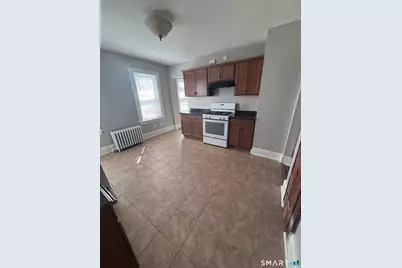 624 Bishop Avenue #3, Bridgeport, CT 06610 - Photo 7