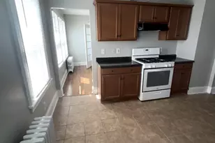 624 Bishop Ave, Bridgeport, CT 06610 - Photo 9