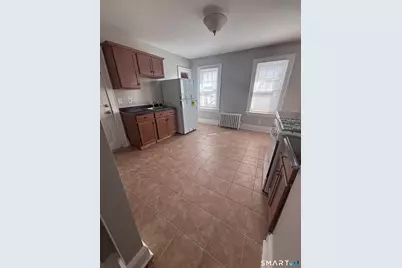 624 Bishop Avenue #3, Bridgeport, CT 06610 - Photo 5