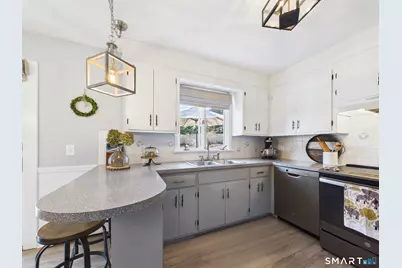 28 Elaine Street, Stonington, CT 06379 - Photo 11