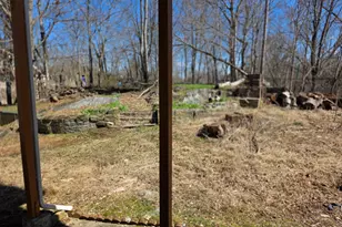 36 Reynolds St, Norwich, CT 06360 - Photo 15