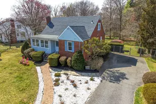 456 Jones Hill Rd, West Haven, CT 06516 - Photo 1