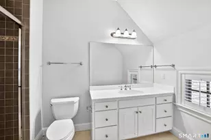 7 Winhall Ln, West Hartford, CT 06117 - Photo 31