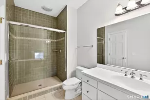 7 Winhall Ln, West Hartford, CT 06117 - Photo 29