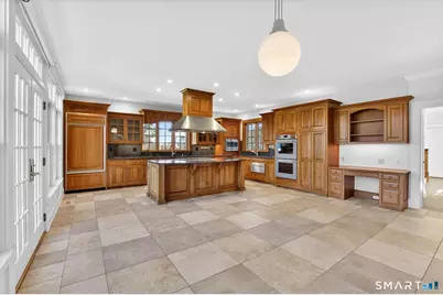 7 Winhall Lane, West Hartford, CT 06117 - Photo 9