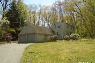 49 Northwoods Rd, Farmington, CT 06032 - Photo 3