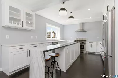 21 Deepwood Drive, Manchester, CT 06040 - Photo 7