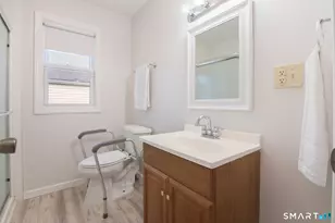 744 Russell St, New Haven, CT 06513 - Photo 19
