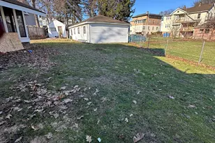 25-29 Locust St, New Britain, CT 06051 - Photo 5