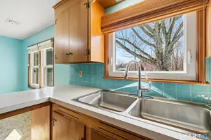 24 Rankin Ct, Montville, CT 06382 - Photo 11