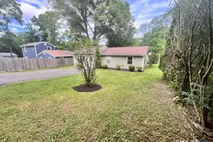 237 Stadley Rough Rd, Danbury, CT 06811 - Photo 3