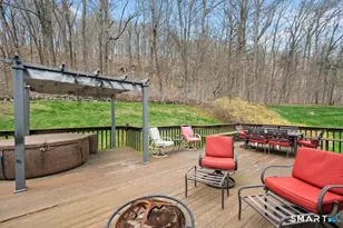 35 Mountain Edge Ct, Cheshire, CT 06410 - Photo 3