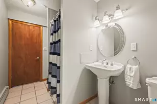 35 Mountain Edge Ct, Cheshire, CT 06410 - Photo 17