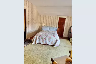 467 Bunker Hill Avenue, Waterbury, CT 06708 - Photo 15