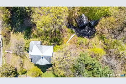 467 Bunker Hill Avenue, Waterbury, CT 06708 - Photo 3