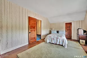 467 Bunker Hill Ave, Waterbury, CT 06708 - Photo 17
