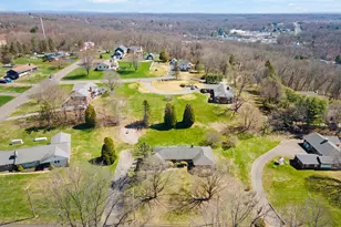131 Sentinel Hill Rd, Derby, CT 06418 - Photo 5