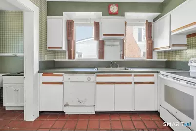 201 Housatonic Avenue, Stratford, CT 06615 - Photo 23