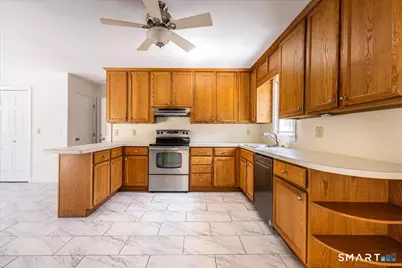 370 Quaker Farms Road, Southbury, CT 06488 - Photo 9