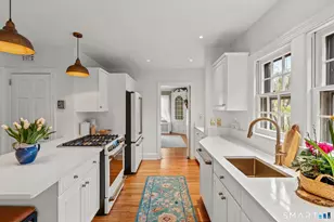 602 Park Rd, West Hartford, CT 06107 - Photo 7