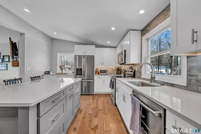 10 Grove Place, Bethel, CT 06801 - Photo 9