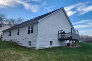 50 Richmond Rd, Putnam, CT 06260 - Photo 3