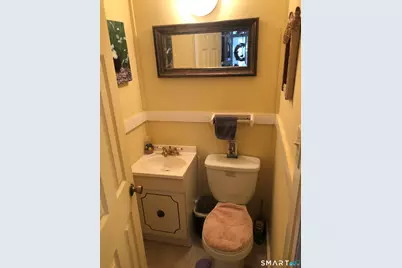 15 Oregon Avenue, Hamden, CT 06514 - Photo 9