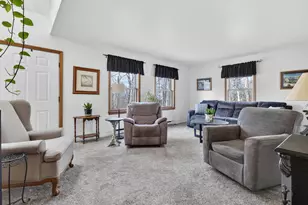 25 Lake Of Isles Rd, Preston, CT 06365 - Photo 5